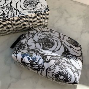 MAC•Summer Crop Mini Cosmetics Bag